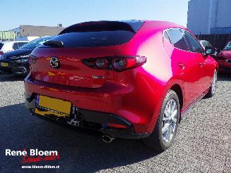 Unfallwagen Mazda 3 2.0 e-SkyActive-G M Hybrid  Luxury 122 2019/3