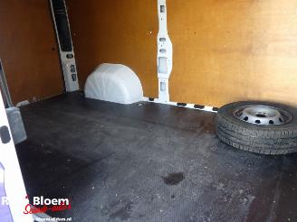 Peugeot Boxer 2.2 BlueHDi 140 S&S L2H1 Navi picture 7