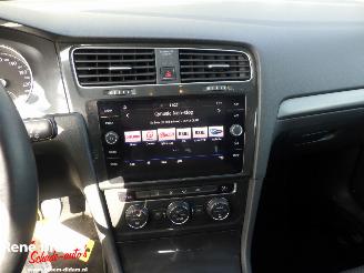 Volkswagen Golf 1.0 TSI Comfortline 5drs Navi picture 15