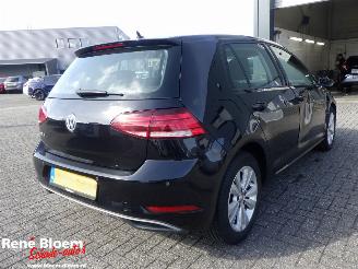 Volkswagen Golf 1.0 TSI Comfortline 5drs Navi picture 4