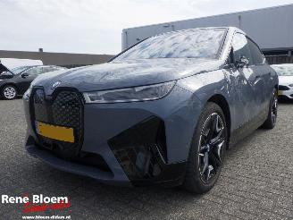 Voiture accidenté BMW iX XDrive 40 Business Editon Plus 77kwh Full Option 2024/3