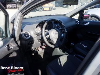 Opel Corsa 1.2-16V Berlin Airco 5drs picture 13