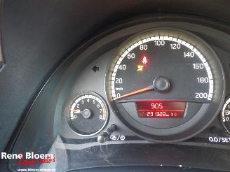 Volkswagen Up! 1.0 Move up! Bluemotion picture 16