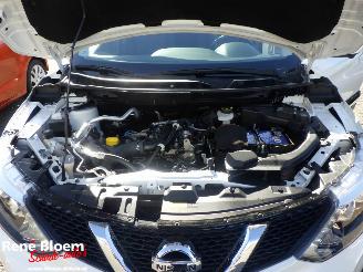 Nissan Qashqai 1.2 N-Connecta 116pk automaat picture 19