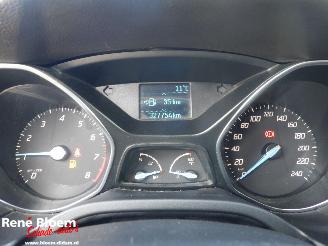 Ford Focus Wagon 1.6 EcoBoost Titanium picture 13