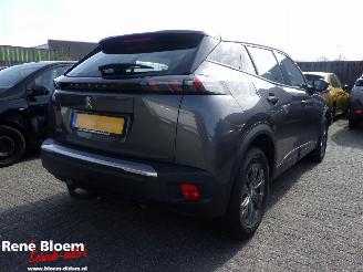 Unfallwagen Peugeot 2008 1.2 PureTech Active Pack 2022/3