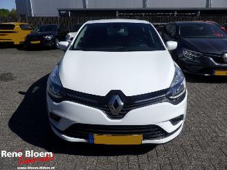 Renault Clio 0.9 Tce Intens 5drs Navi picture 6