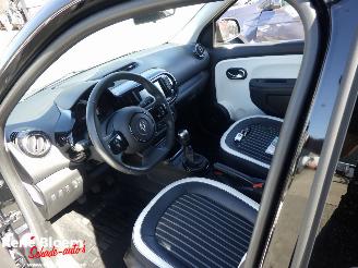 Renault Twingo 1.0 SCe Intens 5drs Navi Clima picture 14