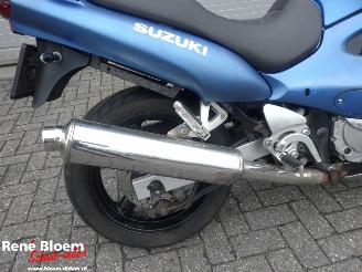 Suzuki GSX 750  picture 9
