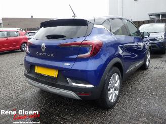 Voiture accidenté Renault Captur E-TECH HYBRID 145 Intens 2022/2