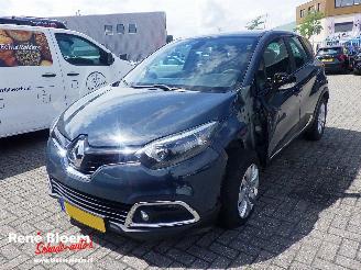Renault Captur 0.9 TCE Expression CLima 5drs picture 4