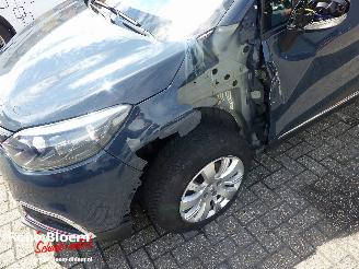 Renault Captur 0.9 TCE Expression CLima 5drs picture 7