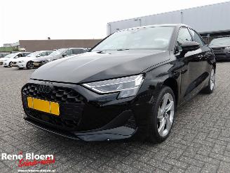 Unfallwagen Audi A3 LIMOUSINE 35TFSI 150pk Advanced Edition Aut 2024/12