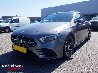 uszkodzony samochody osobowe Mercedes A-klasse 180 Premium Plus 2023/5