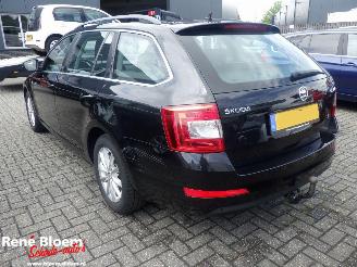 Skoda Octavia Combi 1.6 TDI Greentech 110pk Ambition picture 2