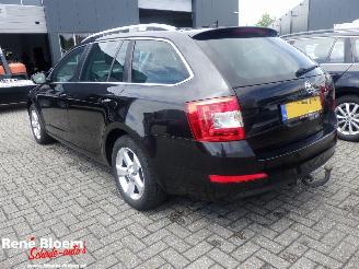 Skoda Octavia Combi 1.6 TDI Greentech DSG Style Business 110pk picture 2
