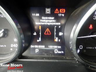 Land Rover Discovery Sport 2.0 TD4 Urban Series SE Dynamic picture 19