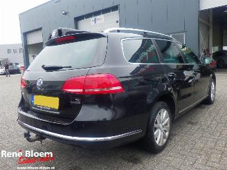 Volkswagen Passat 1.6 TDI R-Line Blue Motion 105pk picture 4