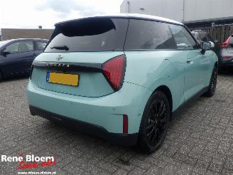 Schadeauto Mini Cooper E Favoured M 40.7 kWh 2025/8