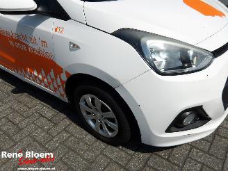 Hyundai I-10 1.0i i-Motion Comfort 5drs picture 12