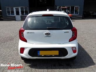 Kia Picanto 1.0 CVVT Comfort  Plus-line Navigator picture 3