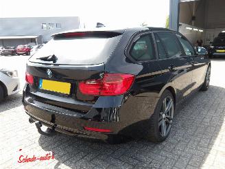 BMW 3-serie 318d Executive 142pk Aut picture 4
