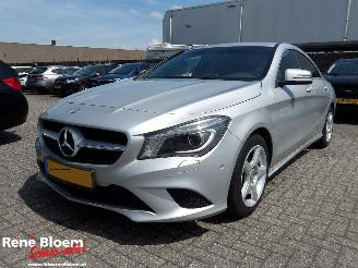 uszkodzony samochody osobowe Mercedes Cla-klasse 220 CDI Ambition 170pk Aut 2013/4