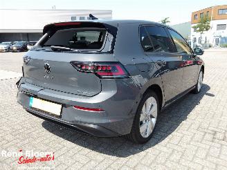 Volkswagen Golf 1.5 eHybrid Life Edition picture 4