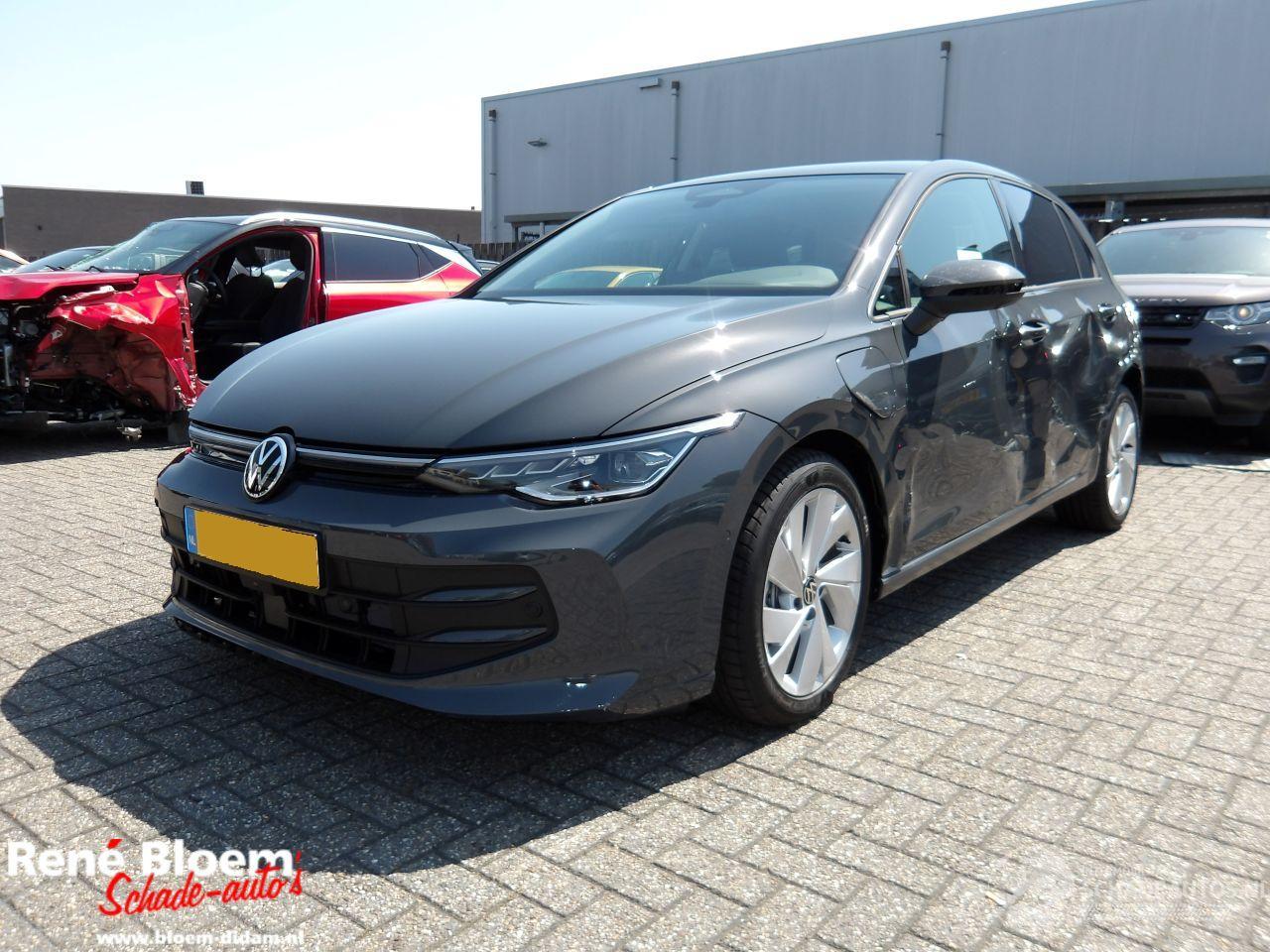 Volkswagen Golf 1.5 eHybrid Life Edition