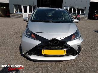 Toyota Aygo 1.0 VVT-i x-now picture 3