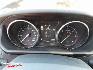 Landrover Discovery 2.0 Sd4 HSE grijs kenteken picture 24