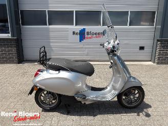 skadebil auto Vespa Micra Primavera Elettrica 45 2022/3