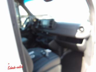 Mercedes Sprinter 317 1.9 CDI L4H3 170pk aut picture 7