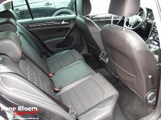 Volkswagen Golf 1.6 TDI Connected Series Aut picture 10