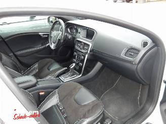 Volvo V-40 2.0 D3 R-Design Aut picture 7