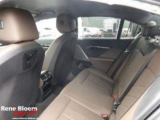BMW 5-serie 530e picture 21