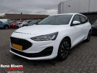 Damaged car Ford Focus 1.0 Ecoboost Hybrid 2022/12