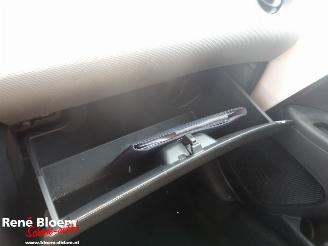 Peugeot 108 1.0 e-VTI Active Aut picture 17