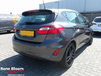 skadebil auto Ford Fiesta 1.1 Trend 2017/10