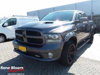 Vaurioauto  commercial vehicles Dodge Ram 1500 5.7 V8 SRT Sport 2016/1