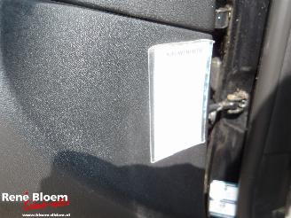 Volvo V-40 D4 R-Design Navi 190pk picture 20