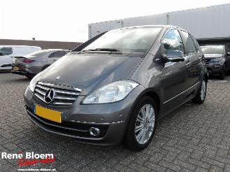 Voiture accidenté Mercedes A-klasse 150 Elegance Aut 2009/3
