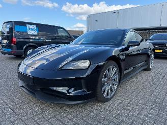 skadebil auto Porsche Taycan Performance Battery Plus 84kWh 2024/12