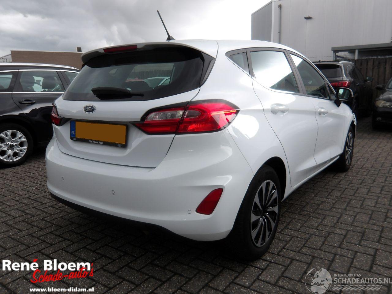 Ford Fiesta 1.0 EcoBoost Hybrid Titanium