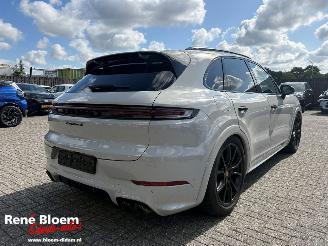 krockskadad bil auto Porsche Cayenne 3.0 S E-Hybrid 520pk Full Option 2025/3