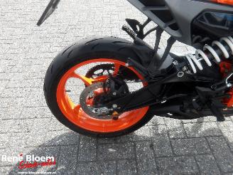 KTM 390 Duke  picture 18