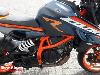 KTM 390 Duke  picture 17