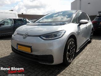 krockskadad bil auto Volkswagen ID.3 Pro 58 kwh 2021/11