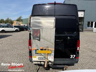Volkswagen Crafter 2.0 TDI L4H3 Highline 177pk picture 3