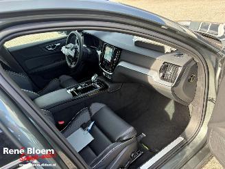 Volvo V-60 2.0 T6 Plug-in-Hybrid AWD Plus Dark 253pk picture 10